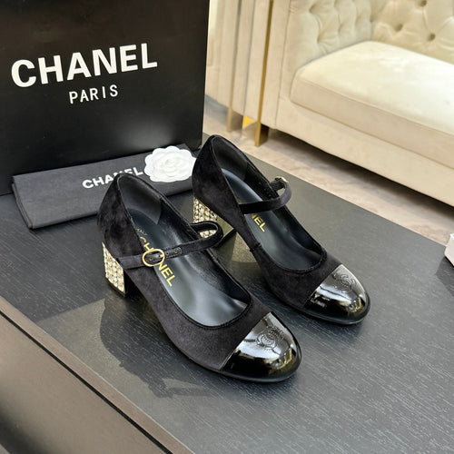 Chanel – Noir Velours Éclat Mary Jane Heels