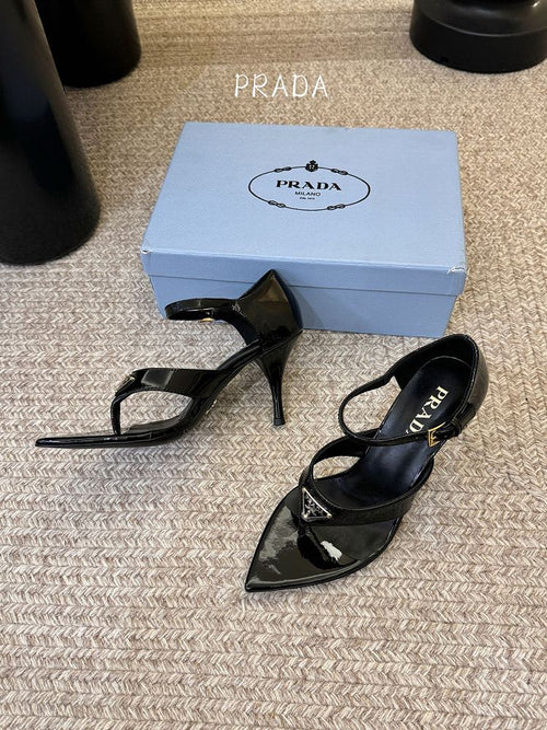Prada – Noir Triangolo Patent Slingback Heels