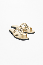 Chanel – Or Entrelacé CC Flat Sandals