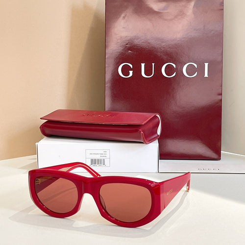 Gucci Iconic GG Luxe Sunglasses – Multicolor Edition