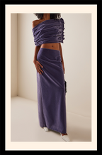 “Velours Éclipse Sculptée” — Off-Shoulder Ruched Velvet Gown Set (Indigo Nocturne)
