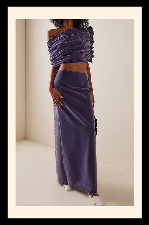 “Velours Éclipse Sculptée” — Off-Shoulder Ruched Velvet Gown Set (Indigo Nocturne)
