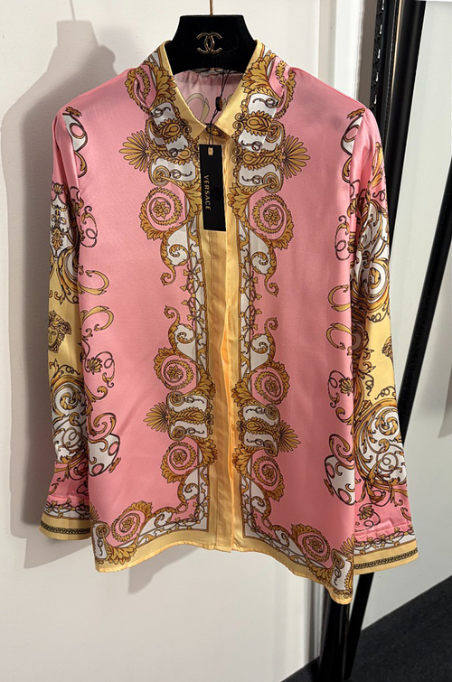 Versace Barocco Éclat Silk Blouse – Rose Impériale (S–XL)