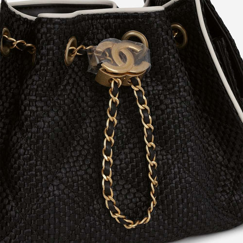 Chanel 25 Raffia Mini Handbag – Noir Riviera Édition