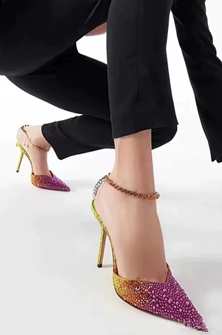'Jari' Heels