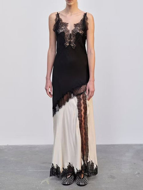 Nyxoire Lace Illusion Gown