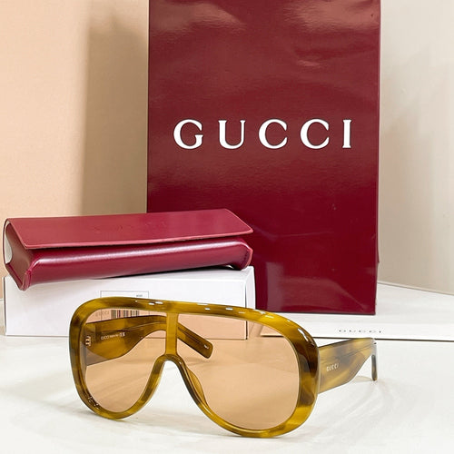 Gucci Obsidian Visor Oversized Sunglasses