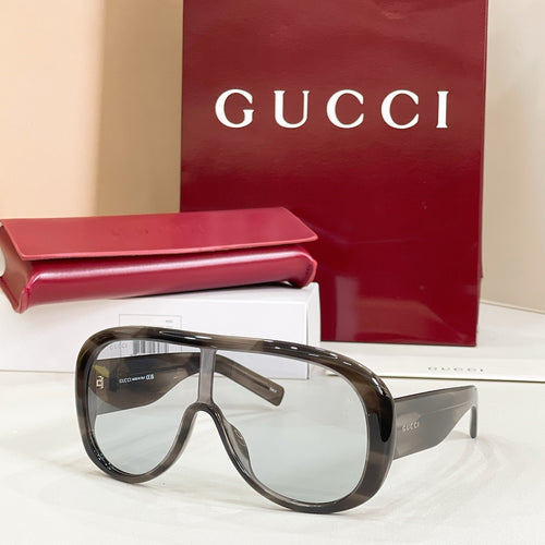 Gucci Obsidian Visor Oversized Sunglasses