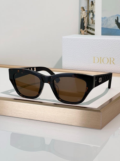 CD Cateye Sunglasses