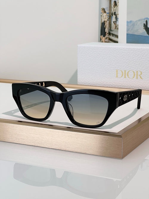CD Cateye Sunglasses