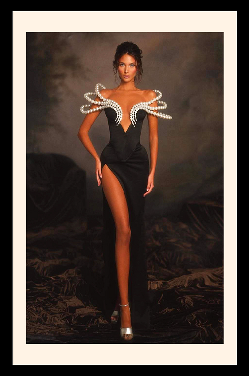 Perla Noire Gown