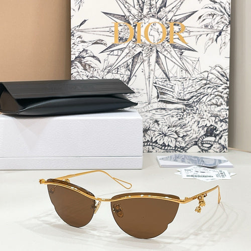 Dior Étoile Noire Cat-Eye Sunglasses – Embellished Signature Frame