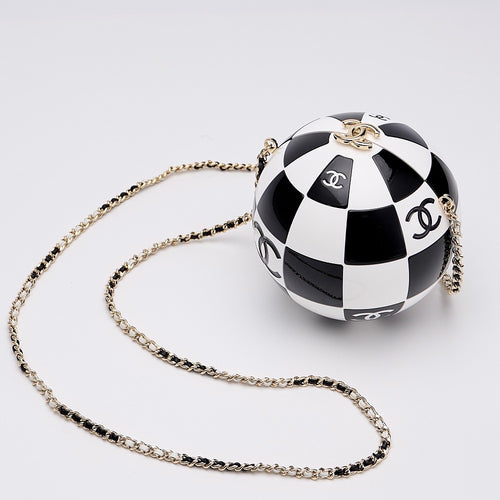 Chanel Éclipse Orb Minaudière