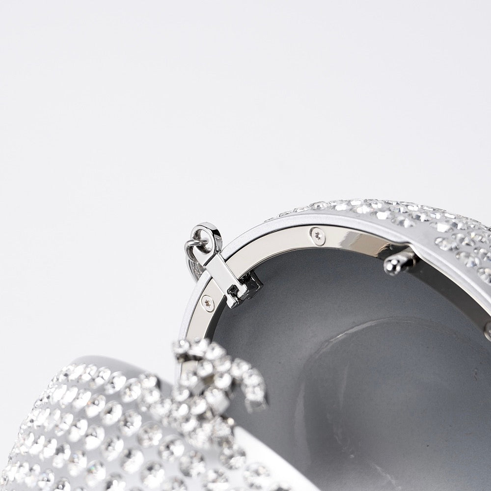 Chanel Lumière Sphère Minaudière – LUXE LIVING FASHIONS