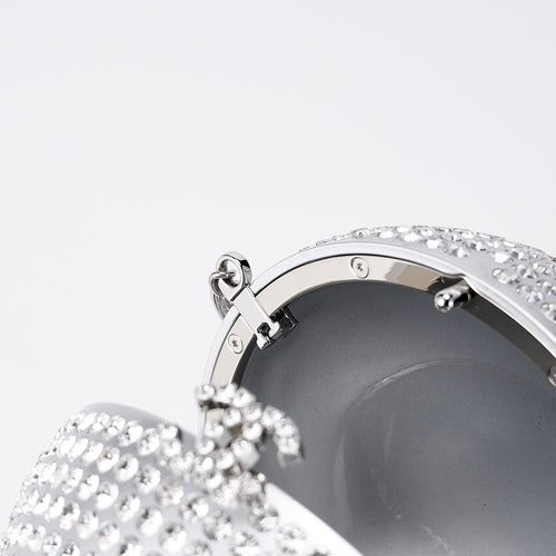 Chanel Lumière Sphère Minaudière