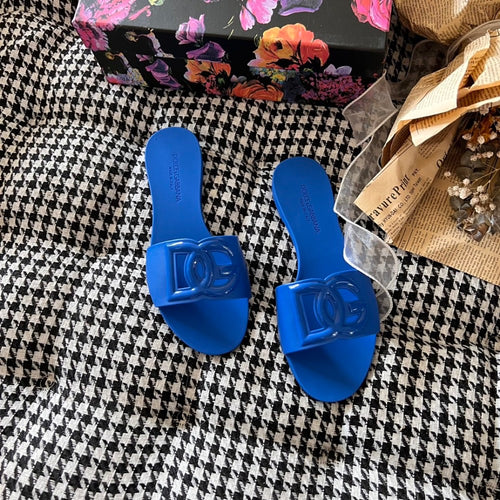 D & G Slides