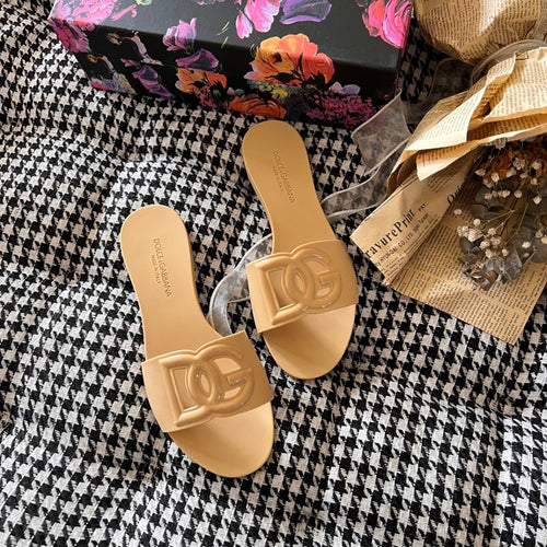 D & G Slides