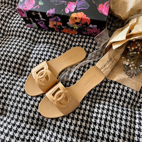 D & G Slides