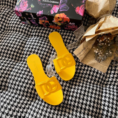 D & G Slides