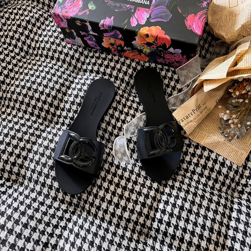 D & G Slides