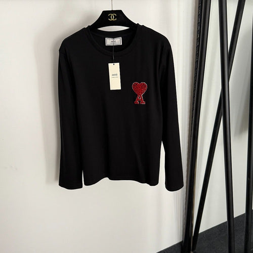 AMI Paris L’Emblème Long Sleeve Tee – Noir & Rouge