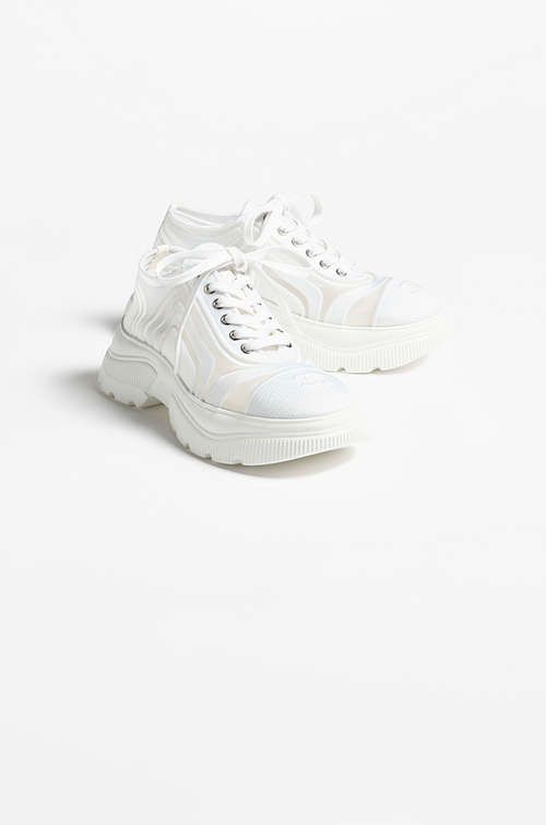 CHANEL Blanc Couture Platform Sneakers