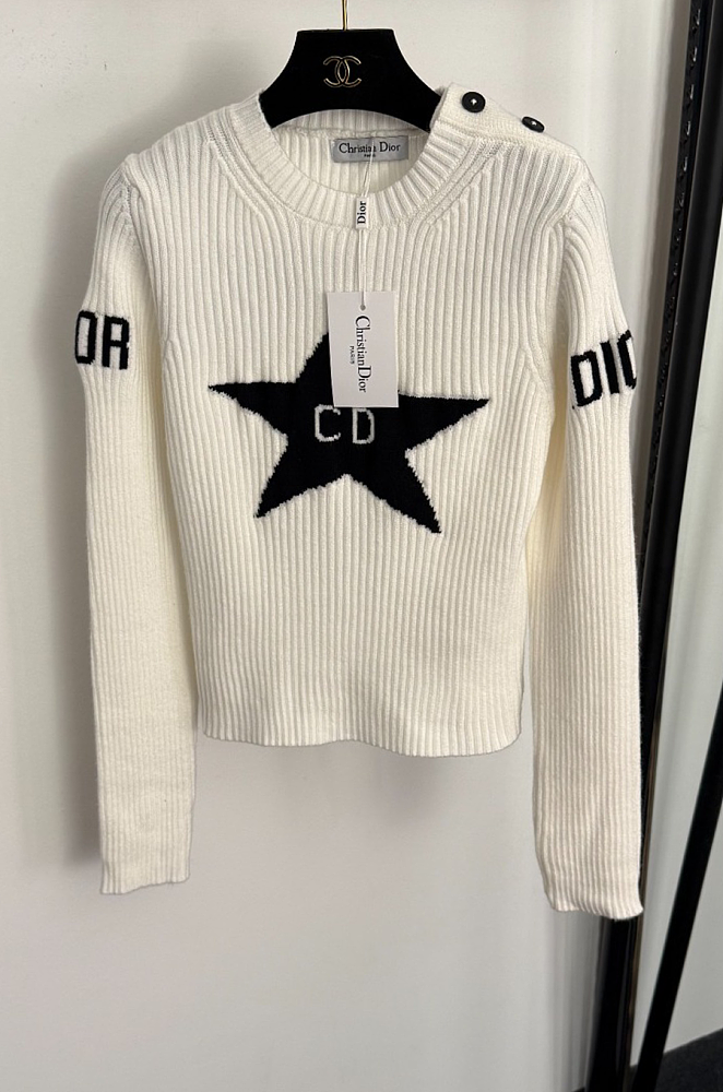 F5813B24-69AB-4136-B5EB-7817AEB7AB22.png Dior-Inspired Star Emblem Ribbed Knit Sweater - Image 1