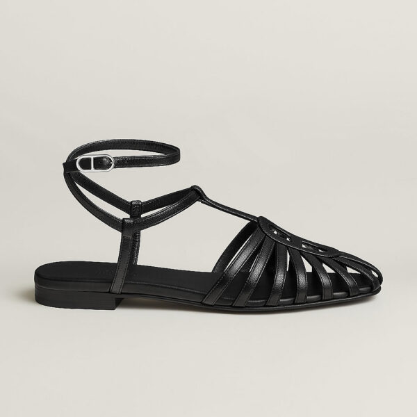 HERMÈS Noir Ankle-Wrap Sandals