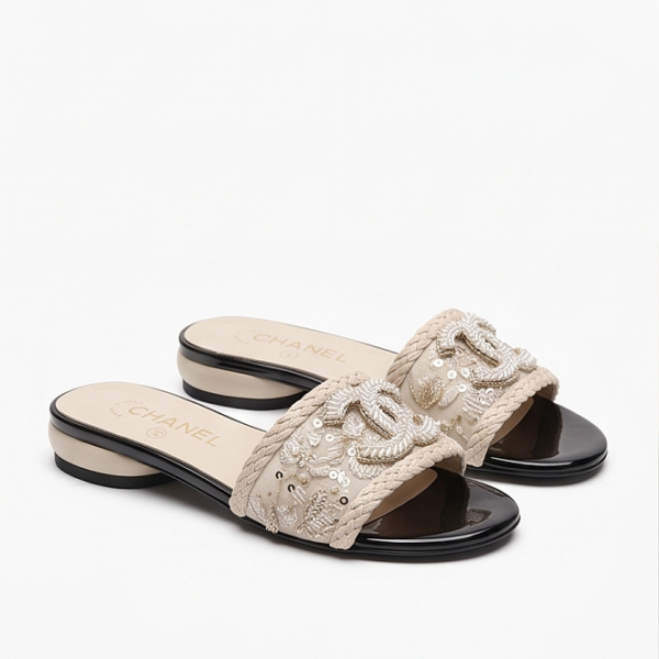 Chanel Embroidered CC Sequin Slide Sandals – Ivory Noir