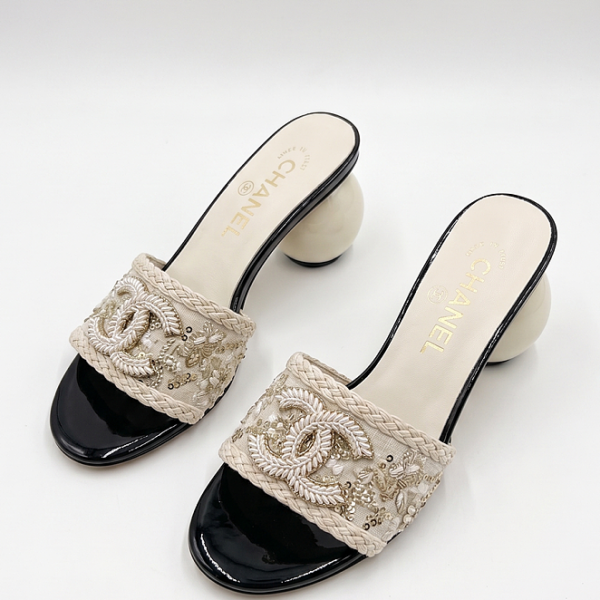 Chanel Embroidered CC Pearl Heel Mule Sandals – Ivory Noir