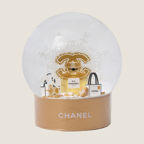 Chanel “N°5 de Noël” Luxury Snow Globe