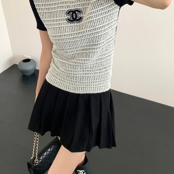 Chanel – Coco Tweed Knit Short-Sleeve Top