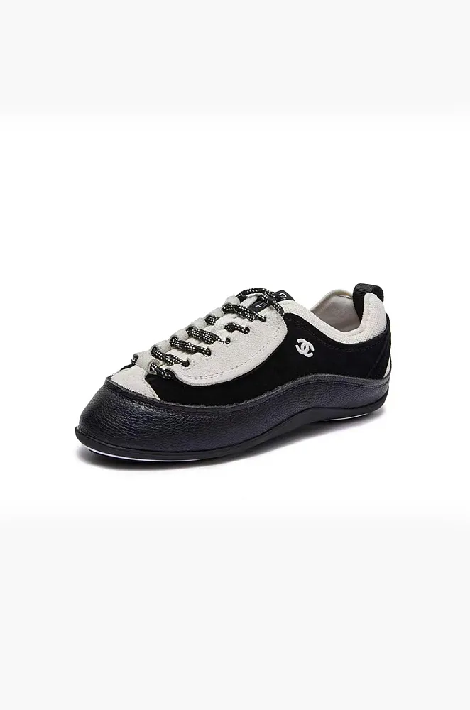 Chanel Two-Tone Suede & Mesh Low-Top Sneakers - Image 5