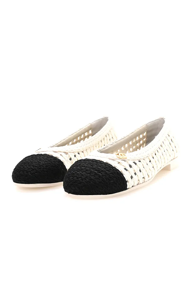 Chanel Two-Tone Openwork Knit Ballet Flats - Image 4
