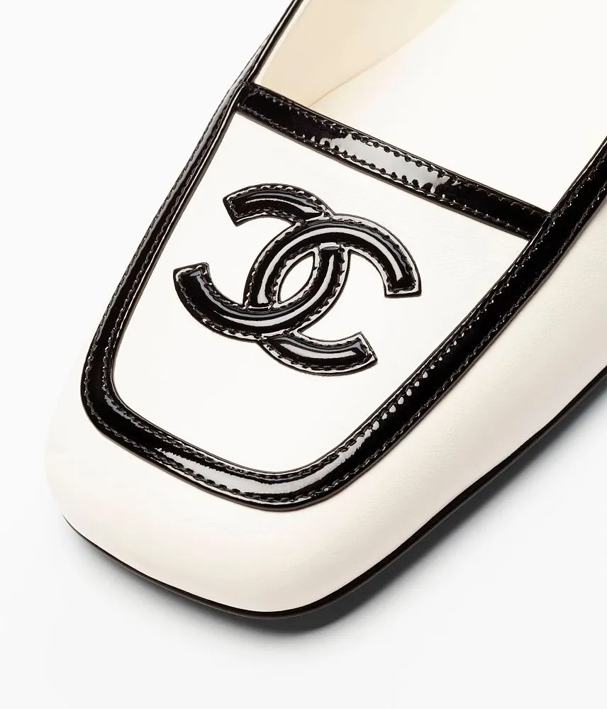 Chanel CC Leather Slingback Pumps - Image 4