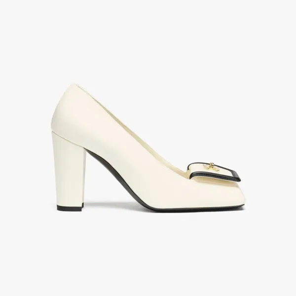 Chanel CC Signature Leather Block Heel Pumps – Ivory