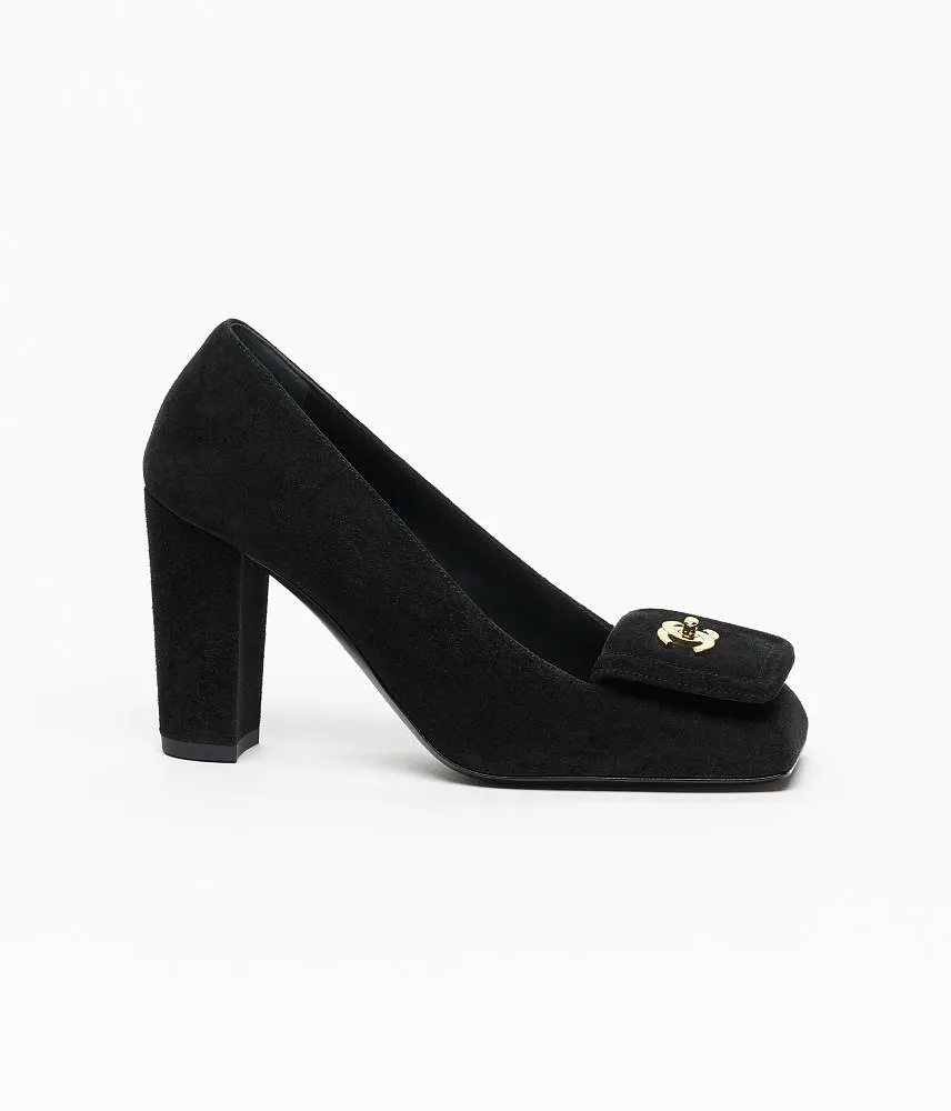 Chanel Suede CC Block Heel Pumps - Image 4