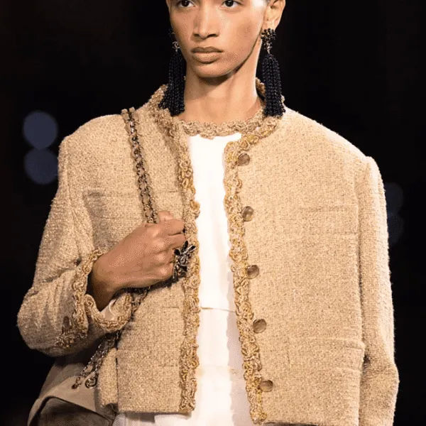 CHANEL Métiers d’Or Gold-Trimmed Cropped Tweed Jacket – Beige