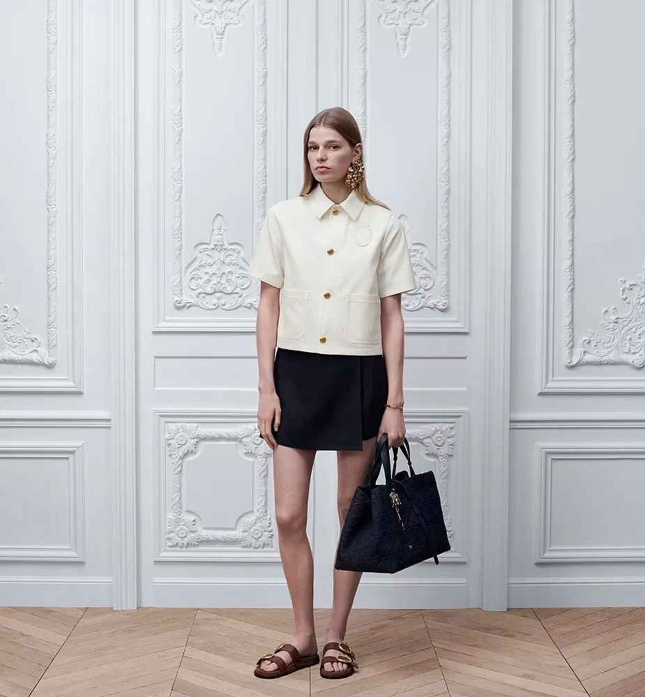 DIOR Crest-Embroidered Gold Button Short-Sleeve Jacket – Ivory - Image 3