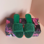 Dolce & Gabbana ÉMERAUDE ROYALE Crystal Velvet Slides