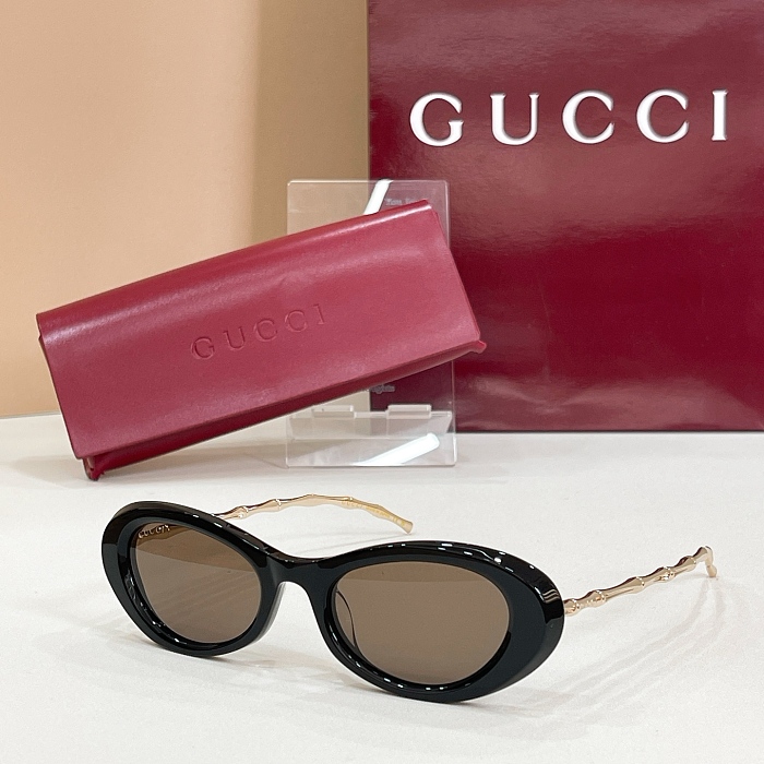 IMG_8667 GUCCI Sculpted Oval Metal-Temple Sunglasses - Image 1